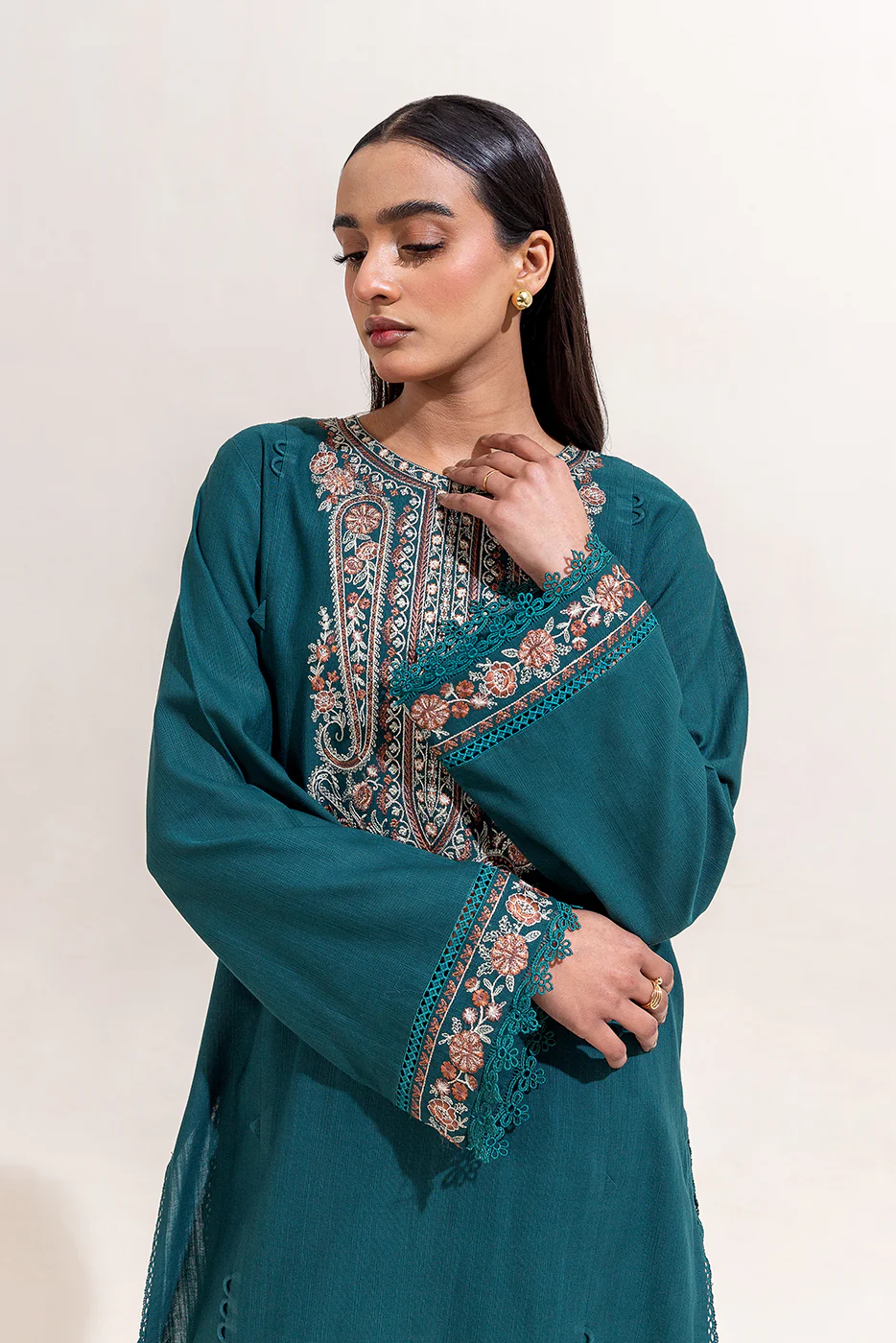 2 PIECE EMBROIDERED KHADDAR SUIT-PURSSIAN FOK (UNSTITCHED)