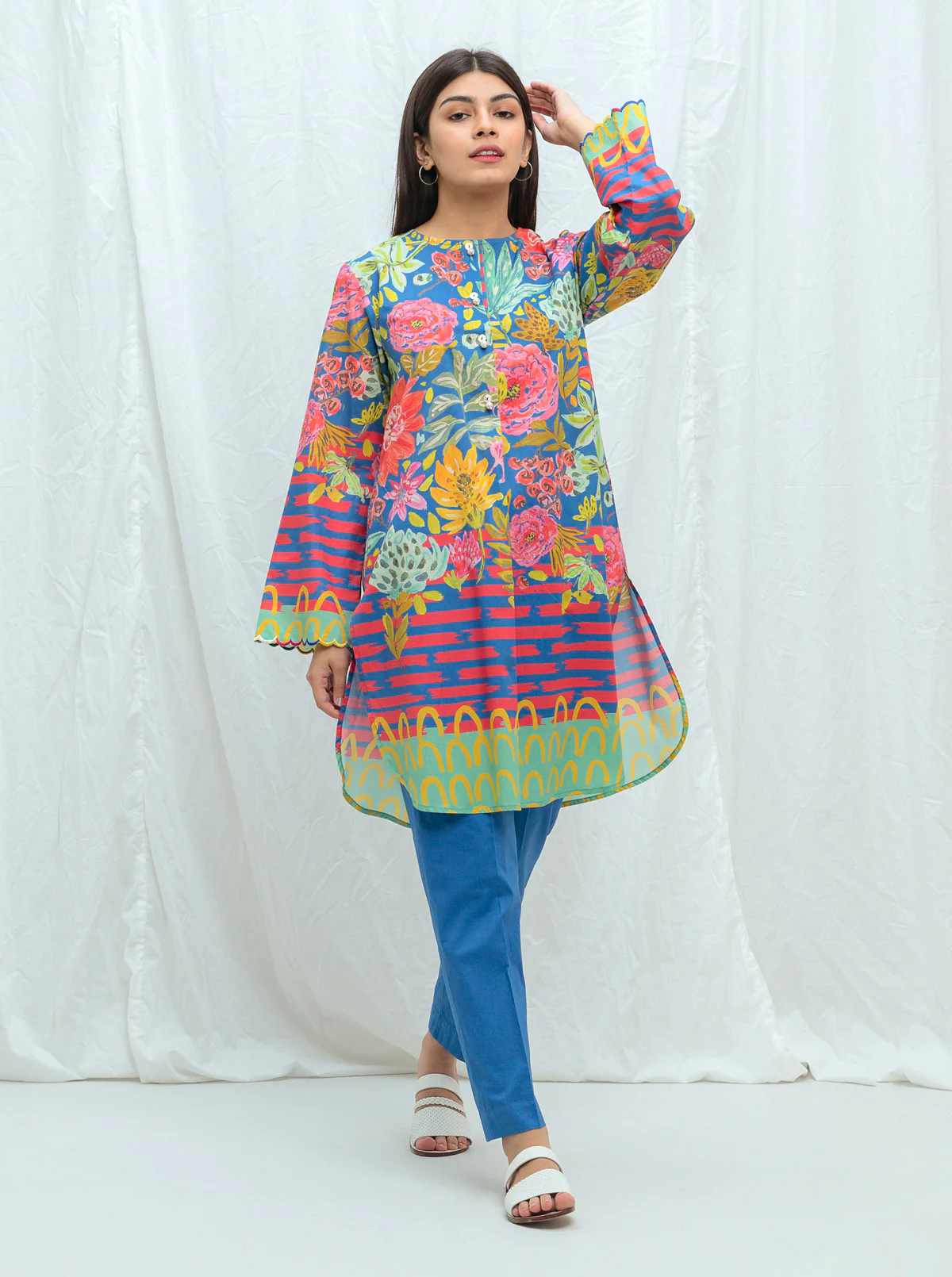 BOLD FLORALS-PRINTED-1P (UNSTITCHED)