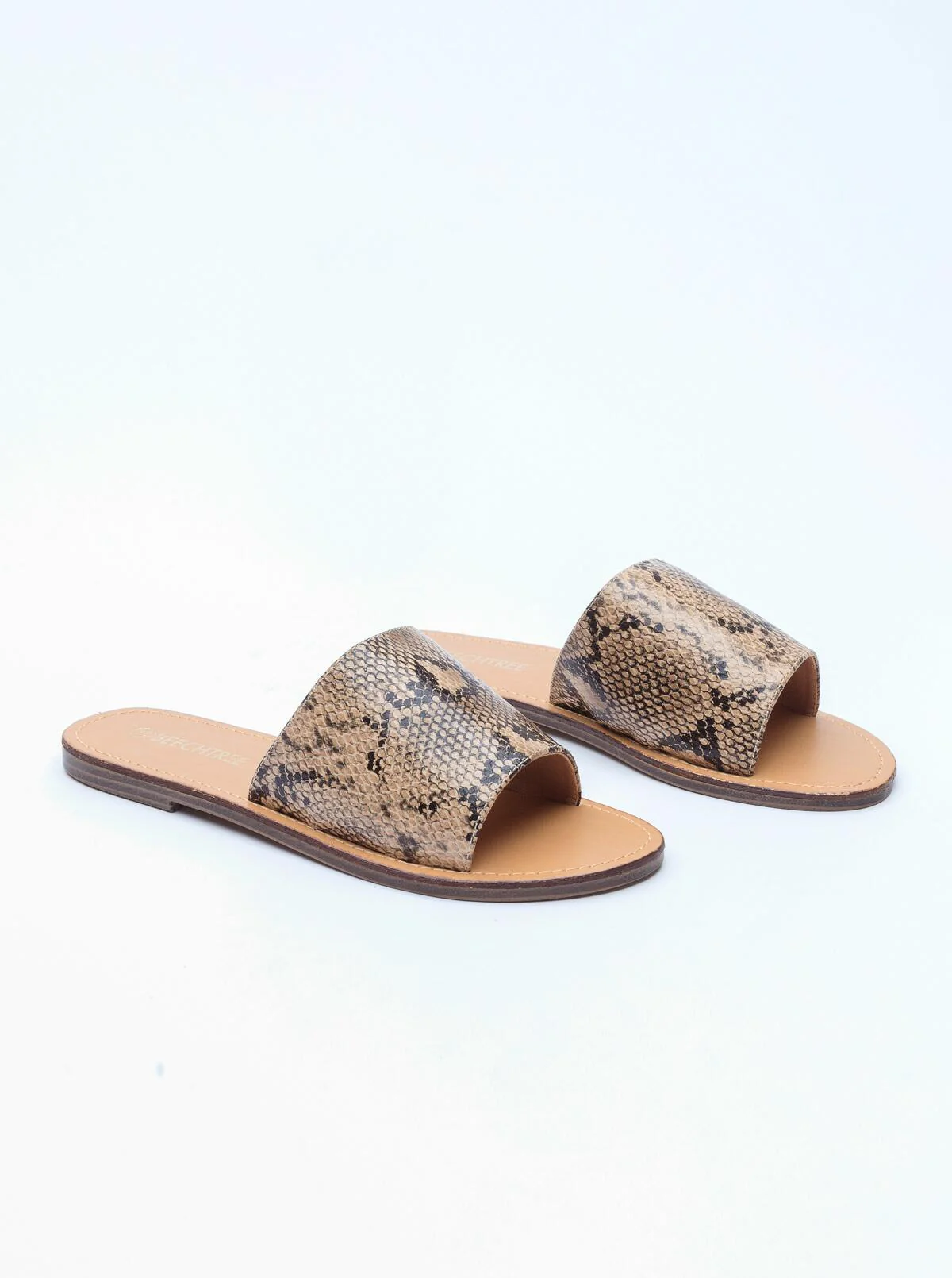 FOOTWEAR