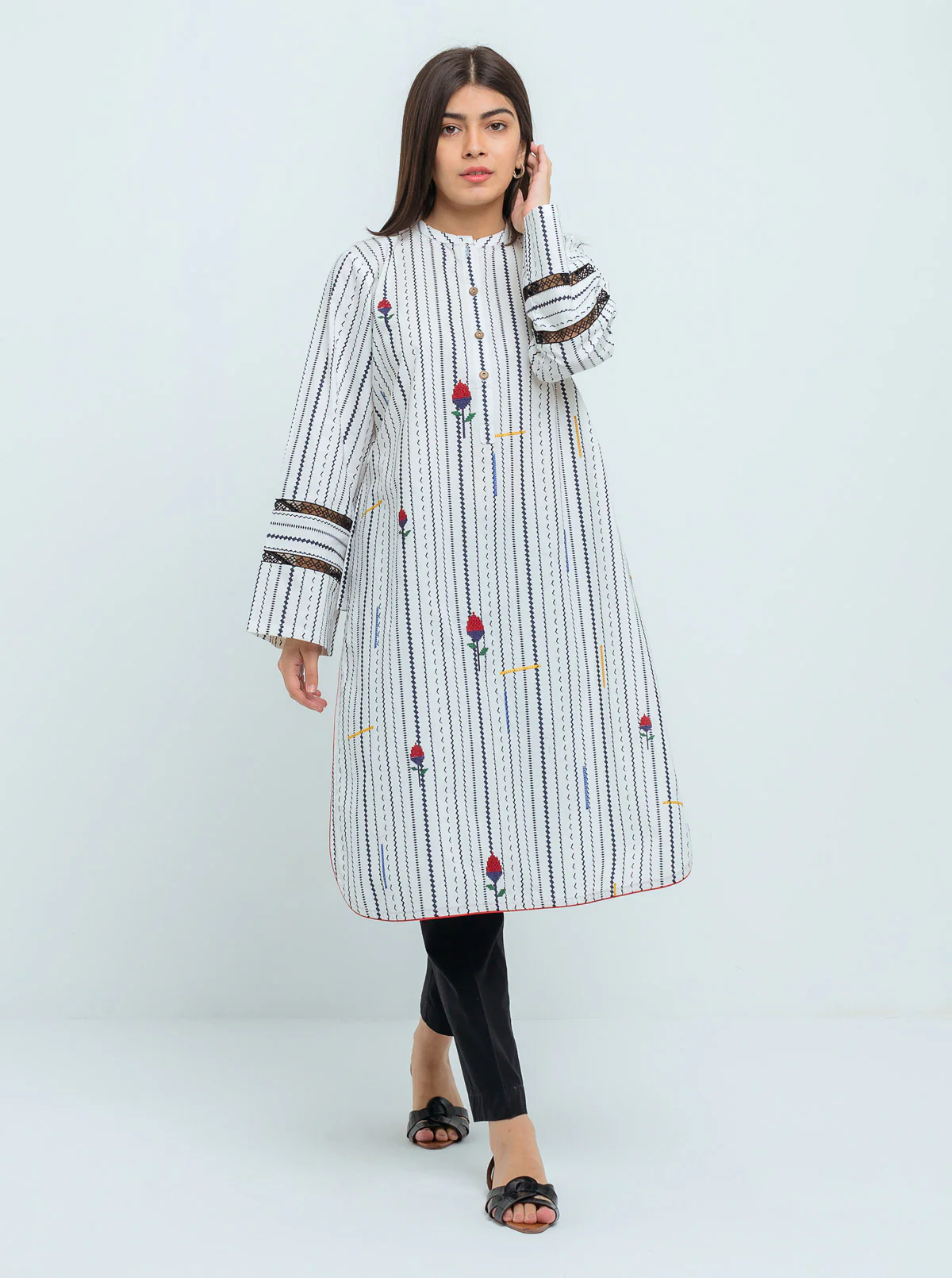 EMBROIDERED SHIRT