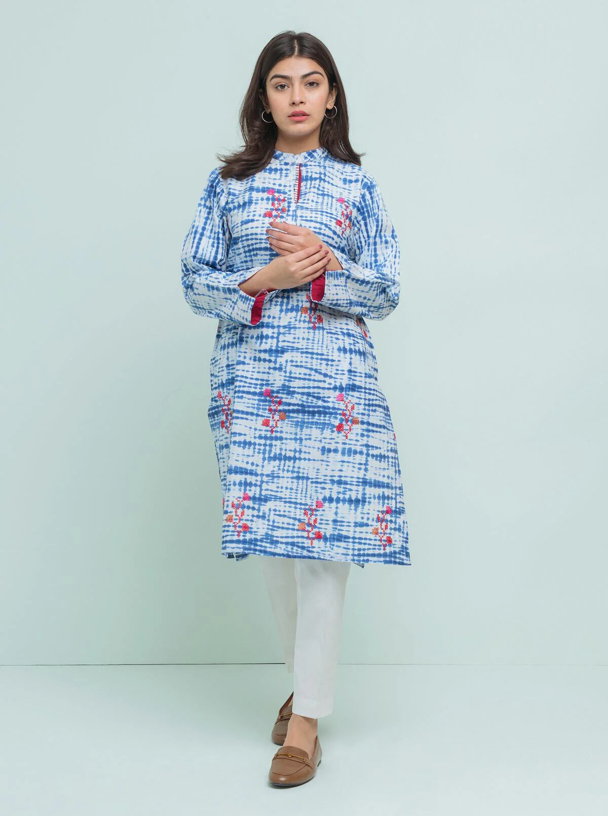 EMBROIDERED SHIRT