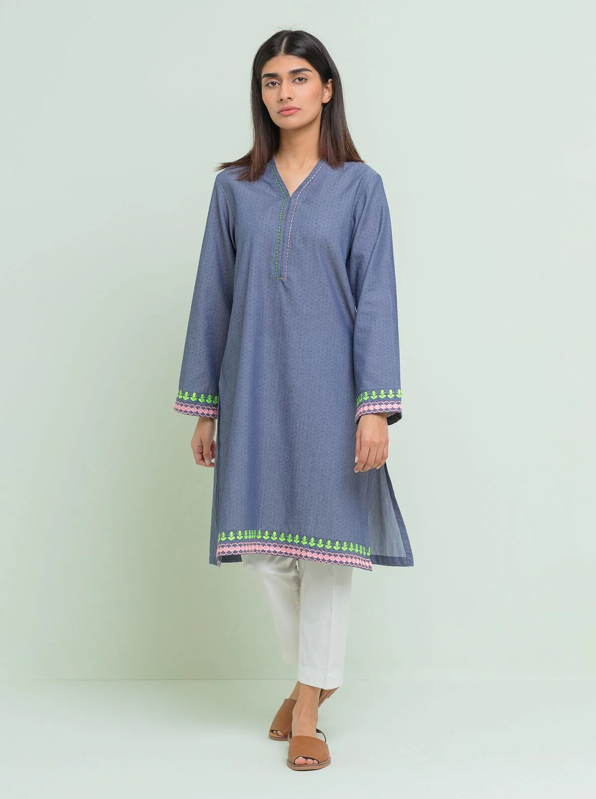 EMBROIDERED SHIRT