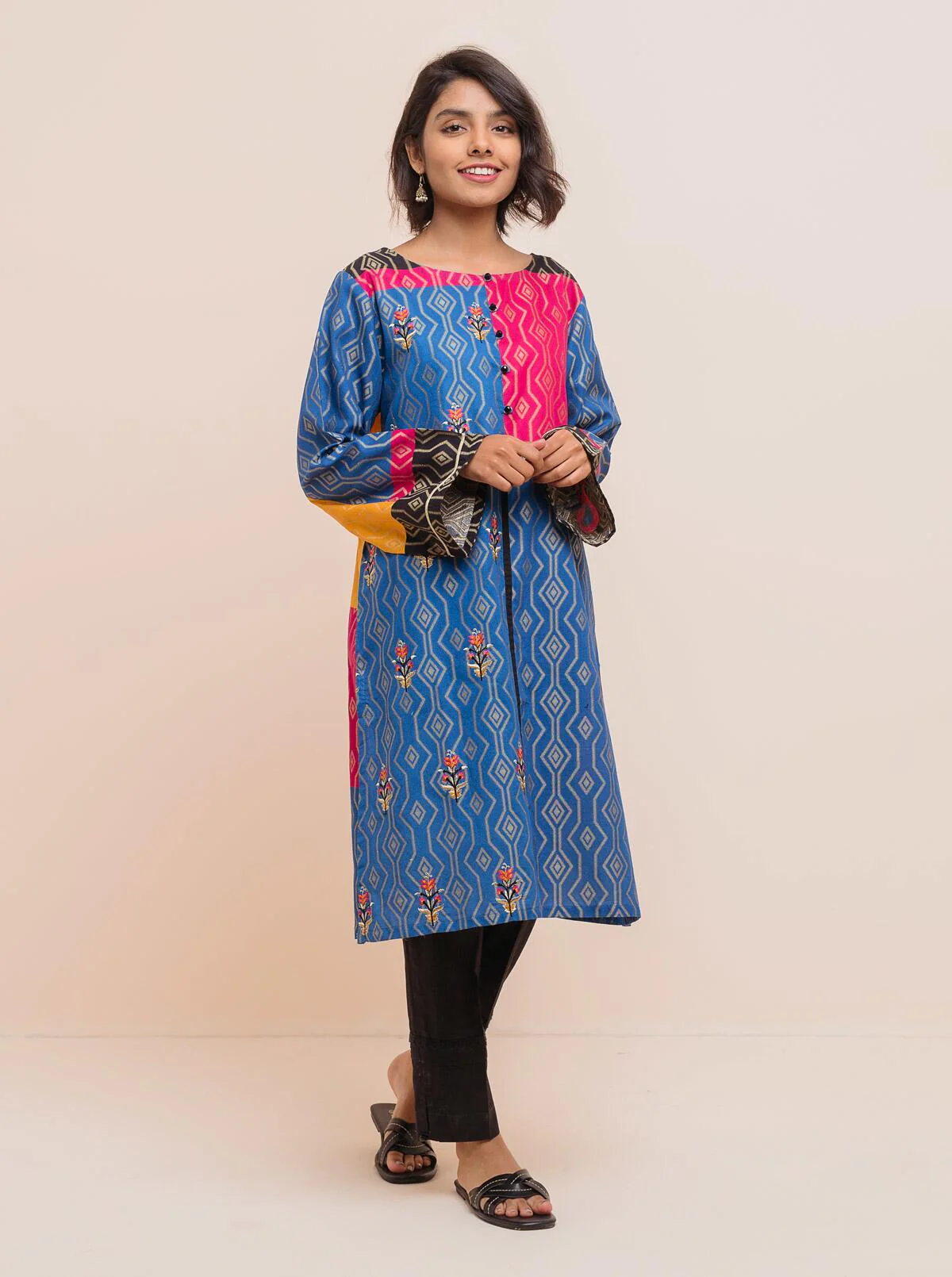 EMBROIDERED SHIRT