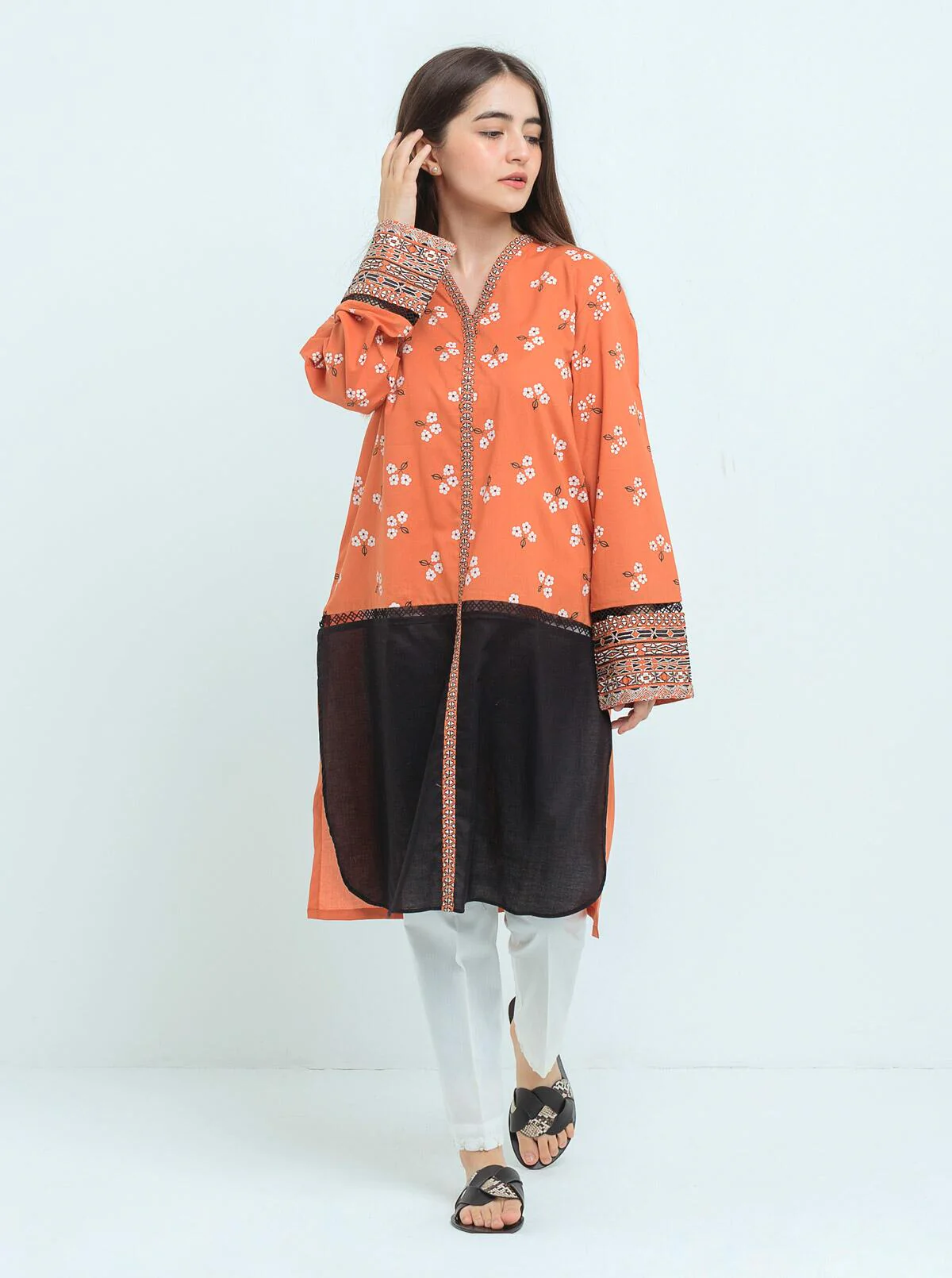 EMBROIDERED SHIRT