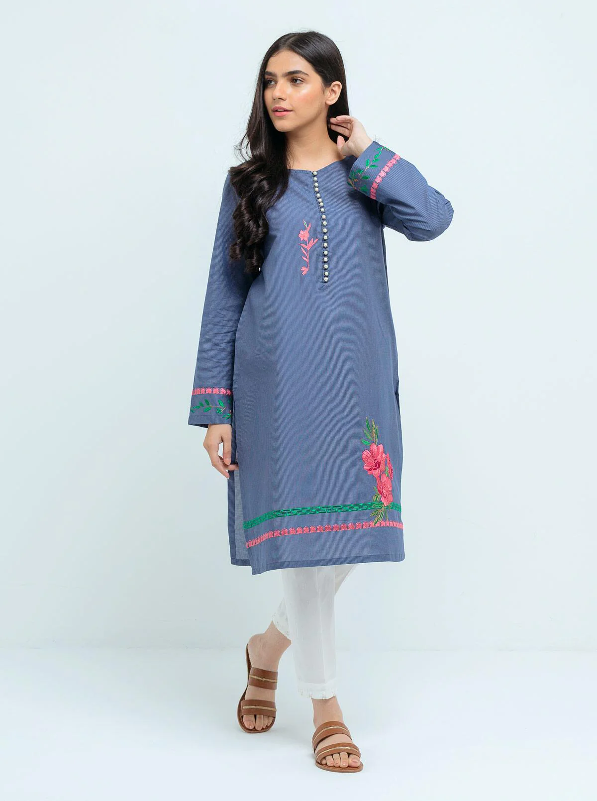 EMBROIDERED SHIRT