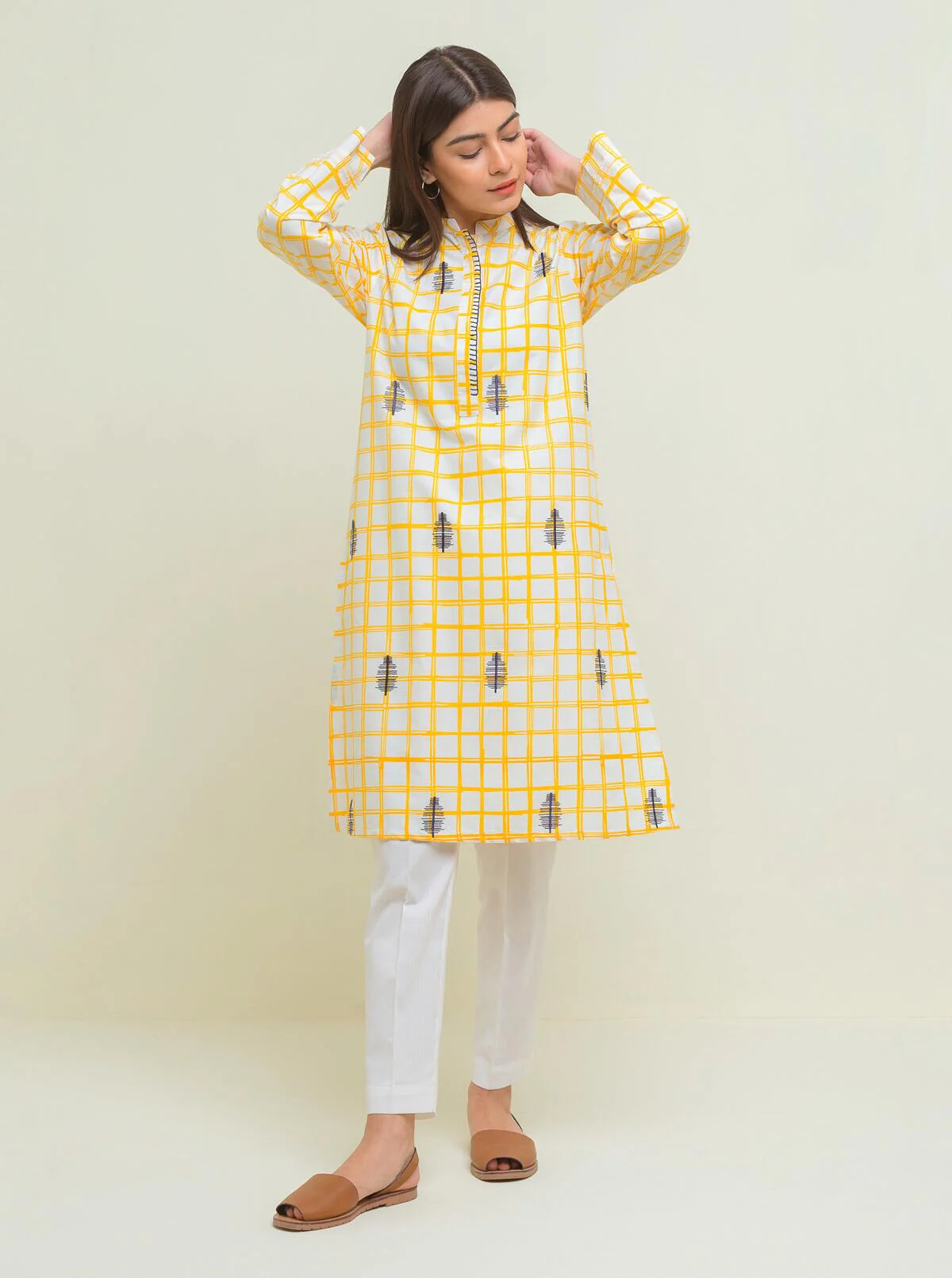 EMBROIDERED SHIRT