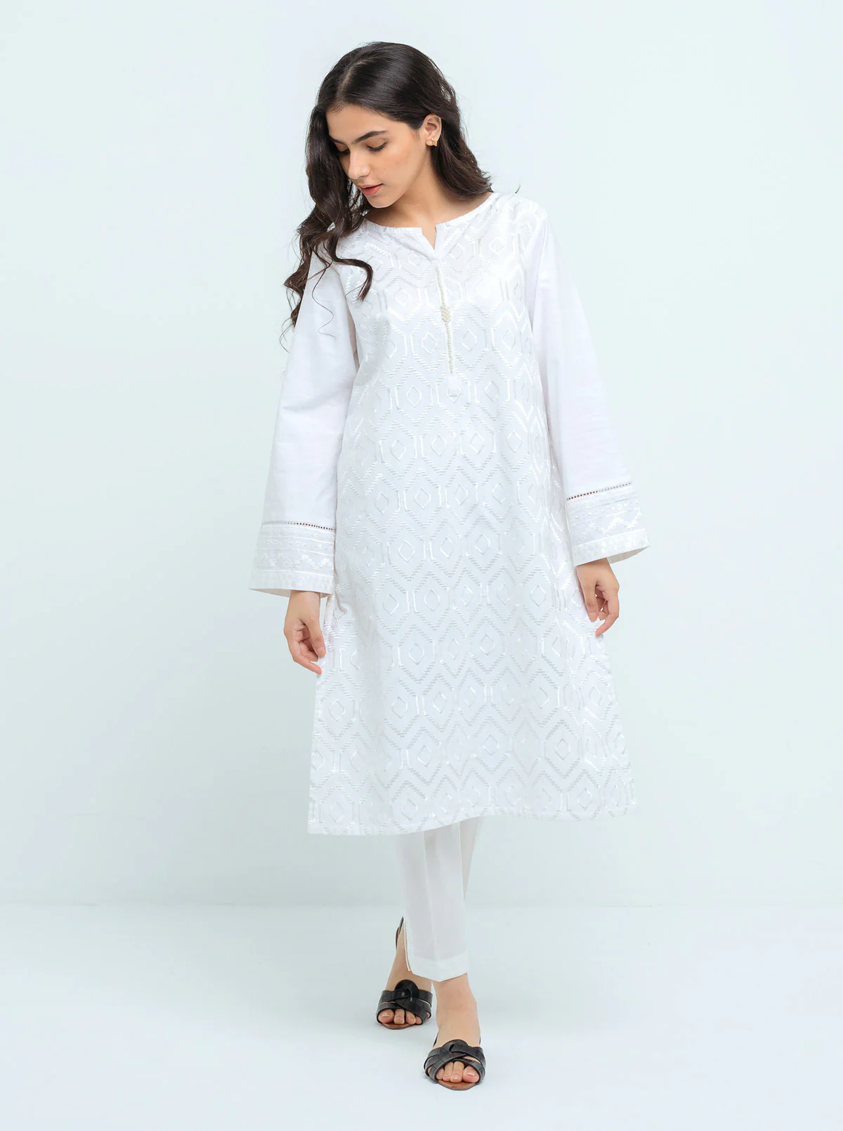 EMBROIDERED SHIRT