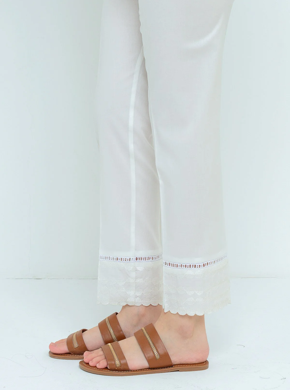BASIC STRAIGHT PANTS