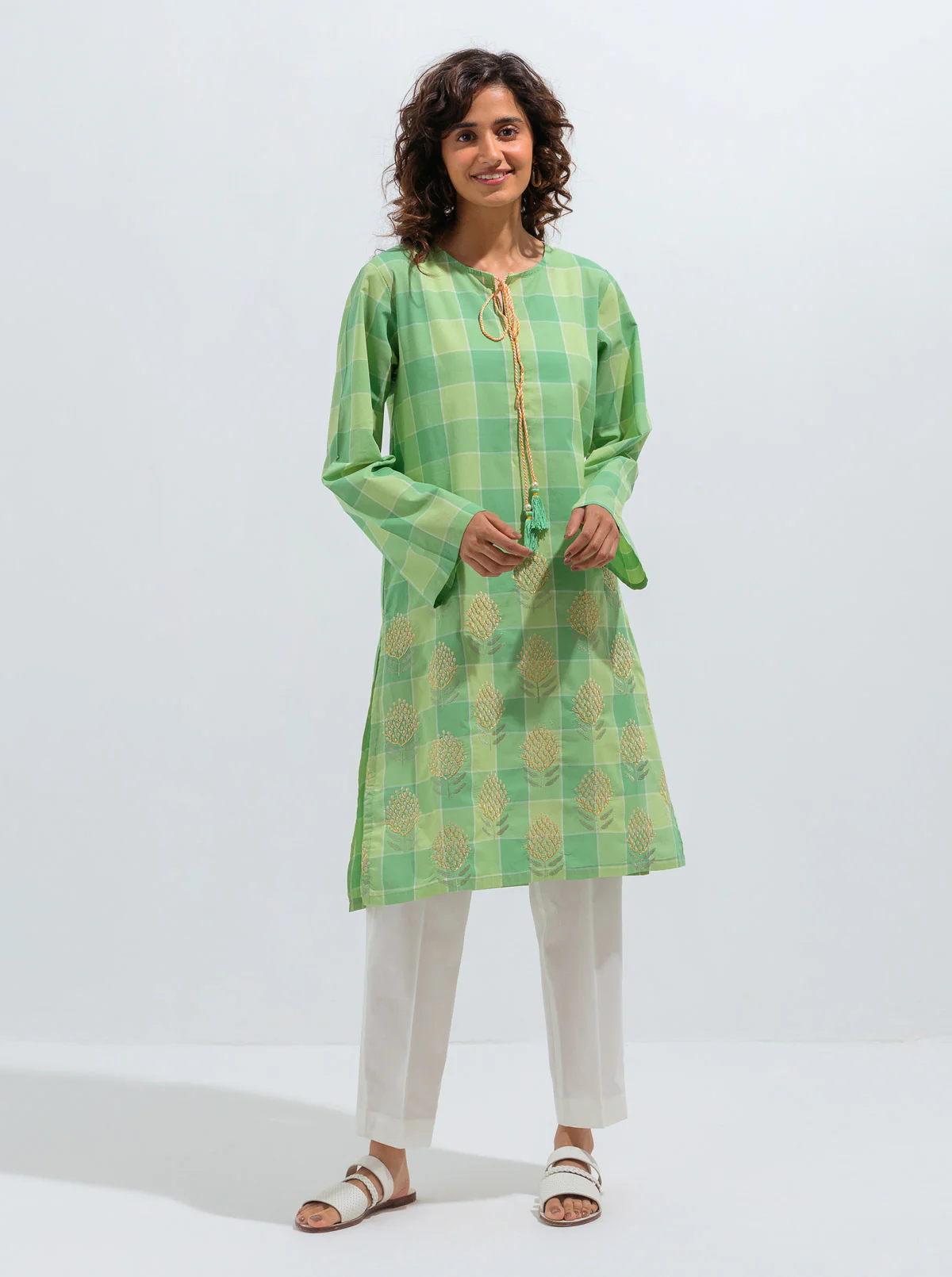 EMBROIDERED SHIRT