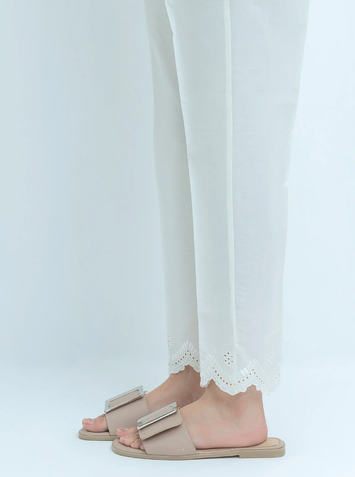 EMBROIDERED STRAIGHT PANTS
