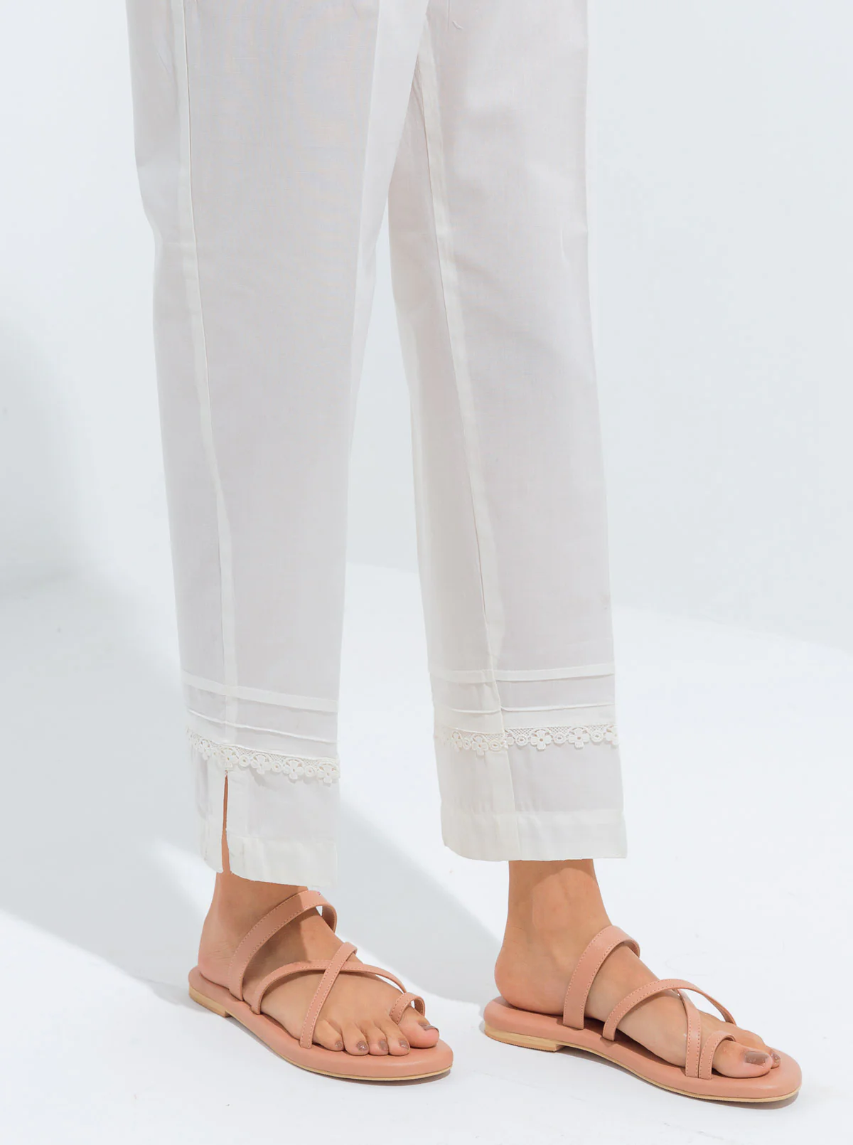 BASIC STRAIGHT PANTS