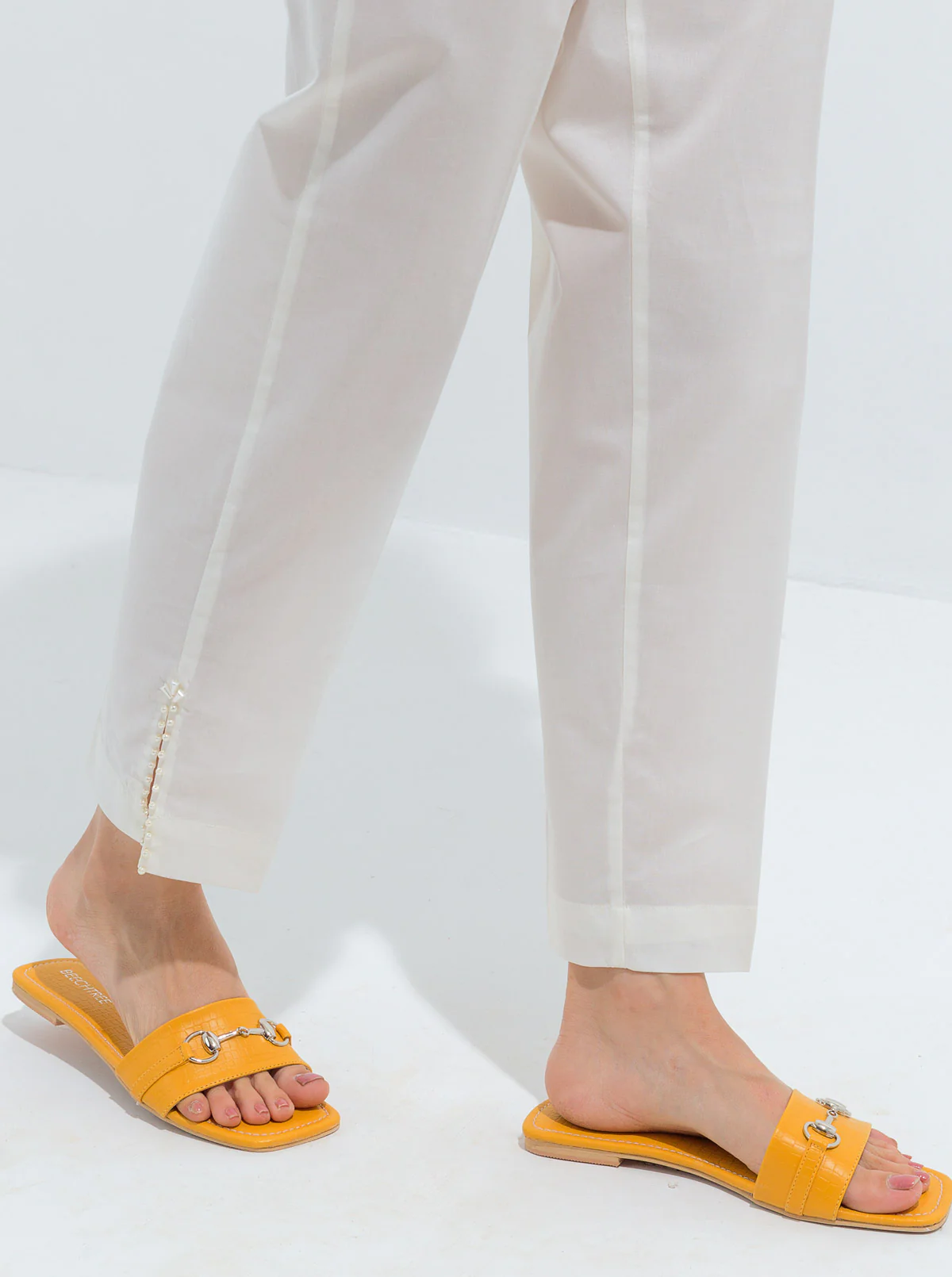BASIC STRAIGHT PANTS