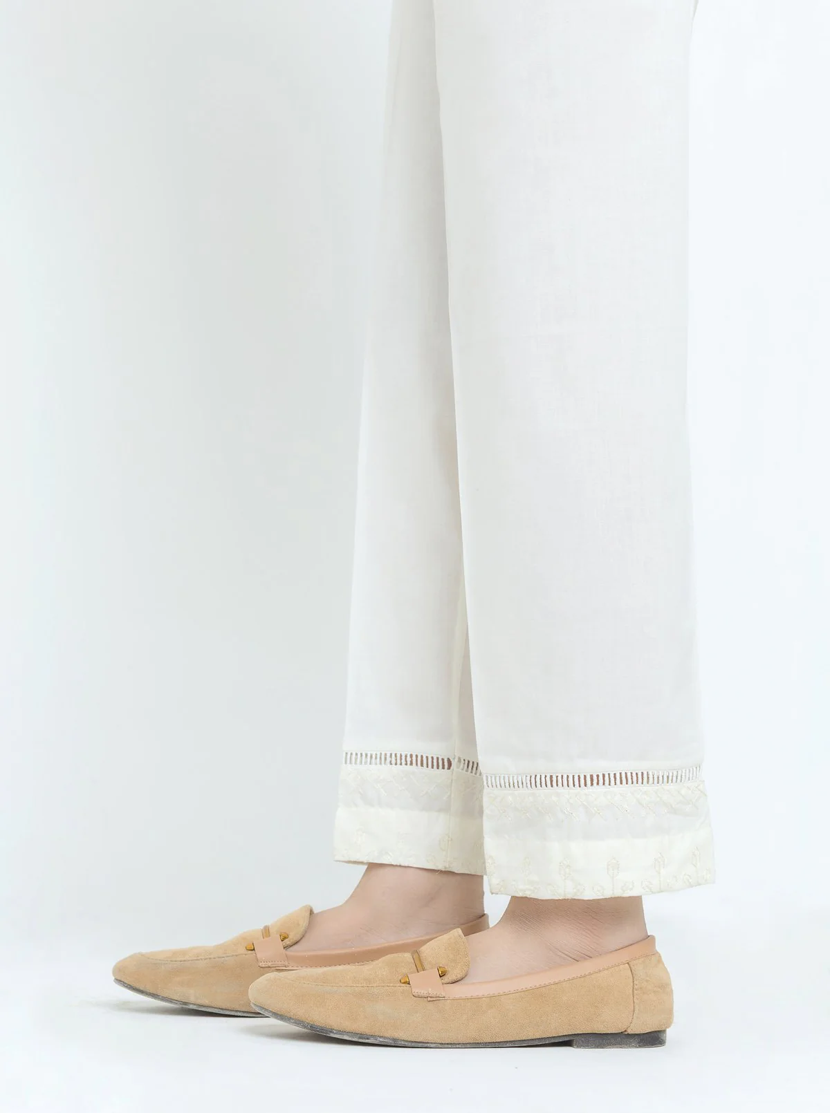 EMBROIDERED STRAIGTH PANTS