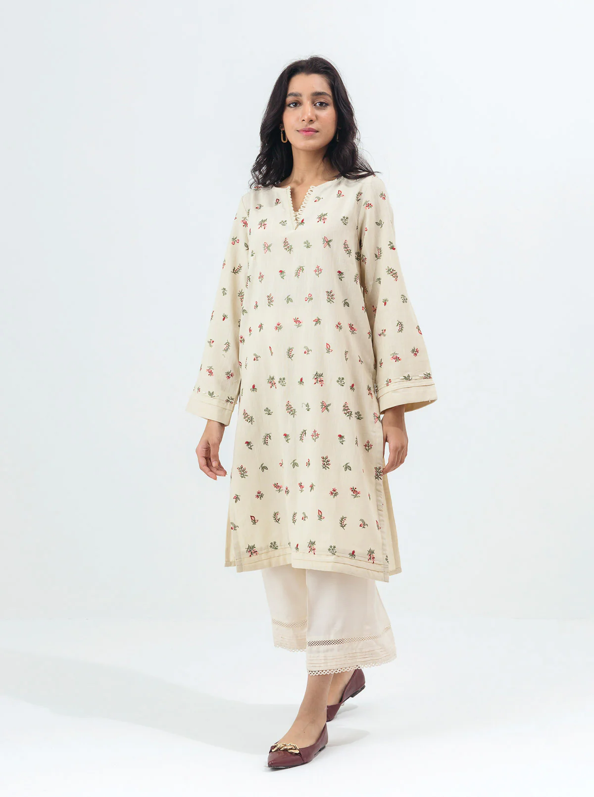 EMBROIDERED SLUB KHADDAR SHIRT (PRET)
