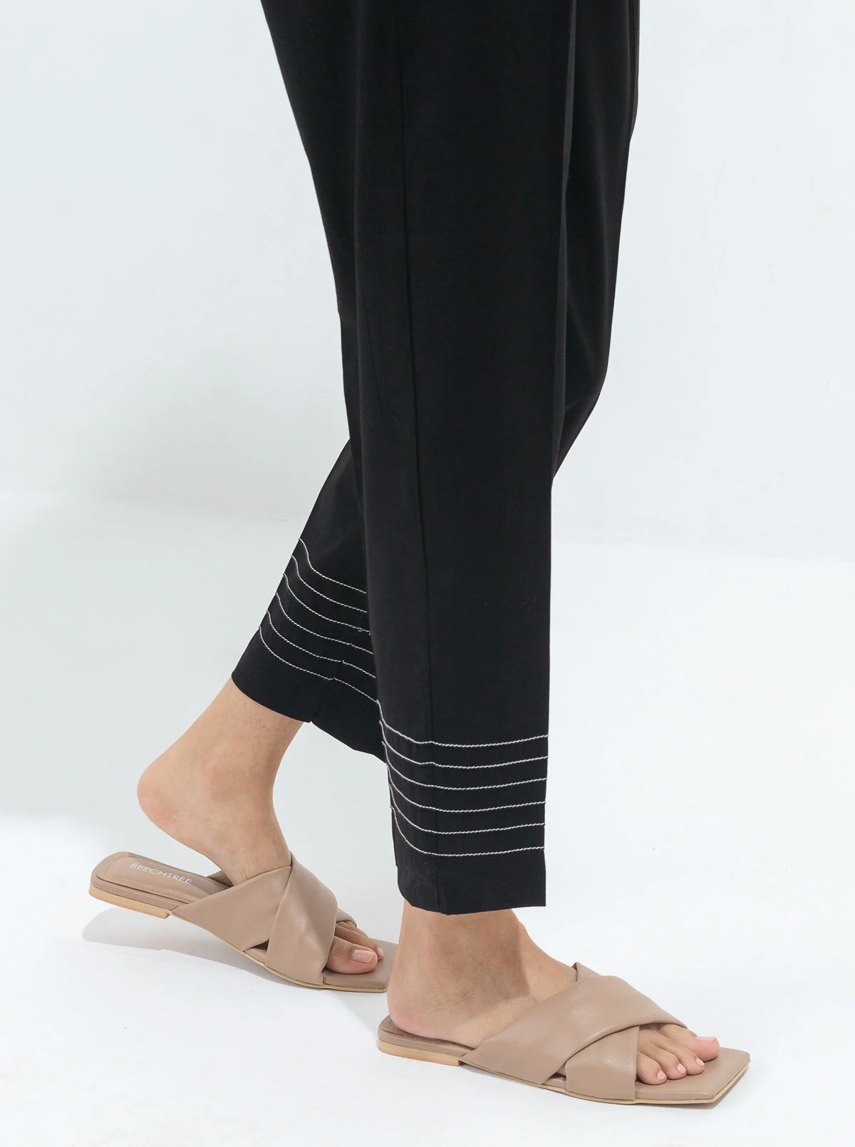 BASIC STRAIGHT PANTS