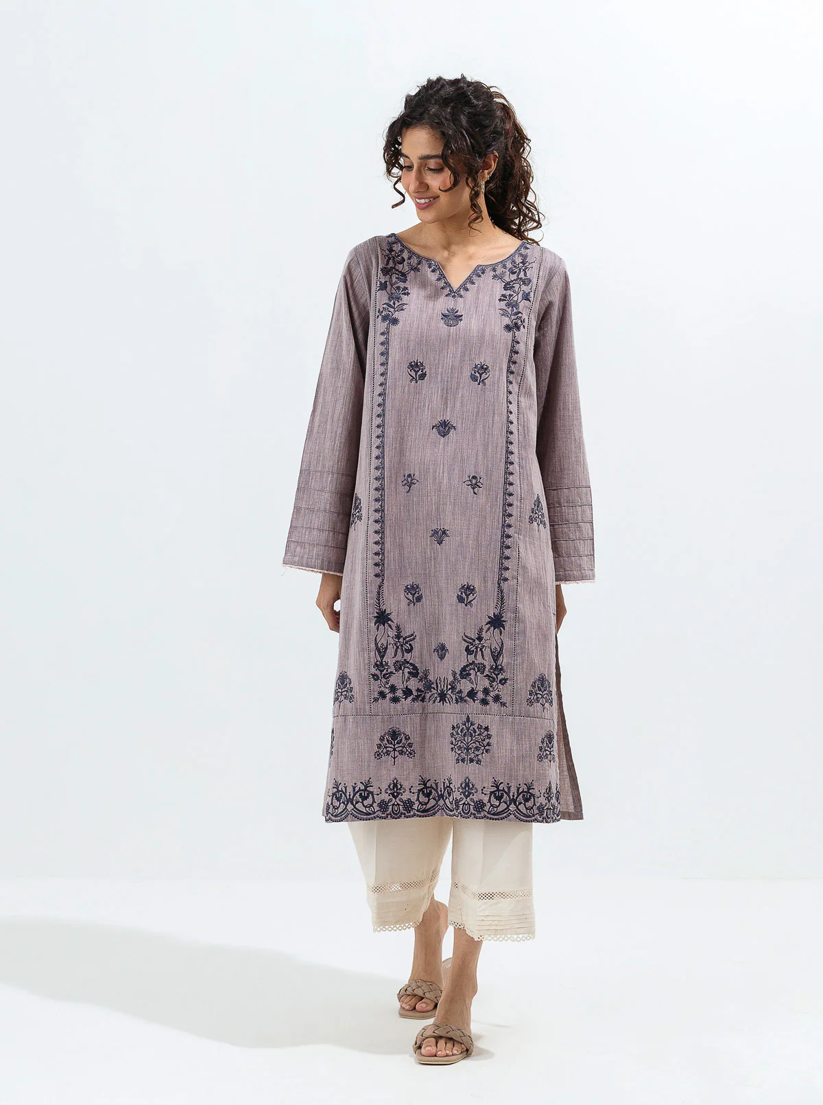 EMBROIDERED CHAMBRAY SHIRT (PRET)